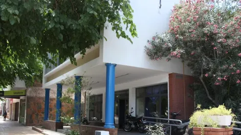 Hacía disturbios en la calle e intentó agredir con un cuchillo a los policías: tenía 15 denuncias por robo