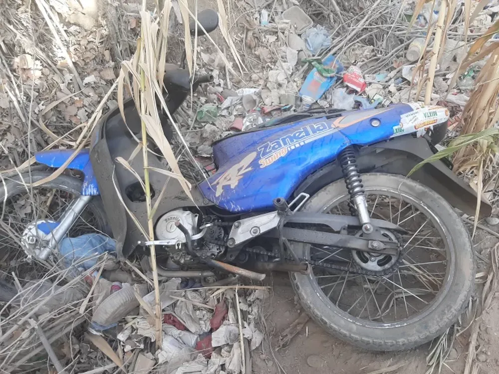Recuperaron una moto robada que estaba oculta en un cañaveral
