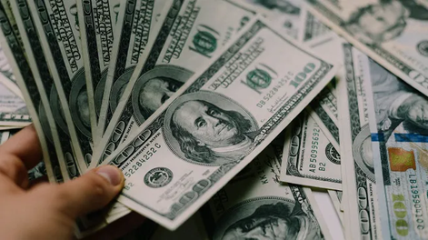 Dólar.
