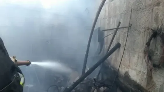 Un incendio arrasó con el depósito de una casa en Caucete