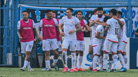 Barracas Central consiguió un triunfo agónico por 3-2 ante Atlético Tucumán en el José Fierro.