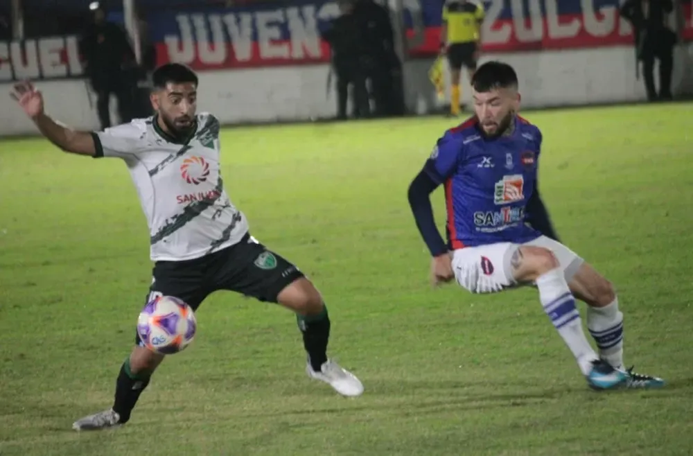 San Martín jugó su peor partido del torneo y fue goleado 4-0 por Güemes en Santiago del Estero