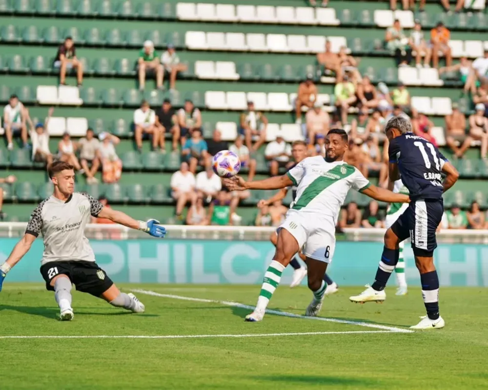 Banfield y Gimnasia se repartieron puntos