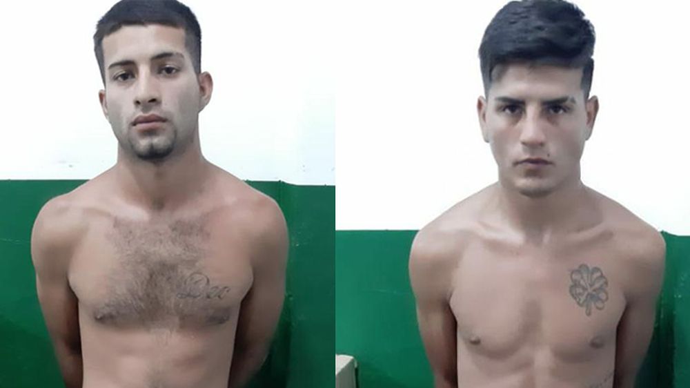 Dos presos por robo se fugaron de una comisaría por la banderola del baño