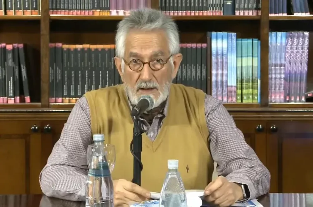 Aislaron al gobernador de San Luis luego de que parte de la custodia diera positivo de coronavirus