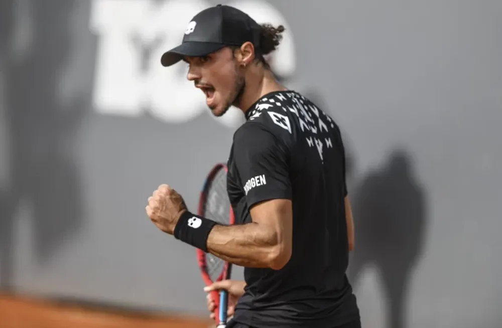 El argentino Collarini se retiró