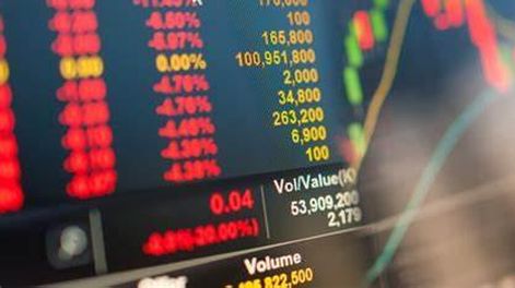El riesgo país rozó los 2.600 puntos y se desplomaron los bonos