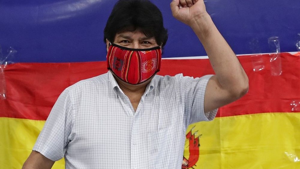 Denuncian a Evo Morales por la relación con una menor de edad