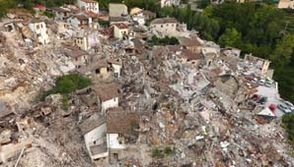 El gobierno italiano declara la emergencia por el terremoto que causó al menos 250 muertos