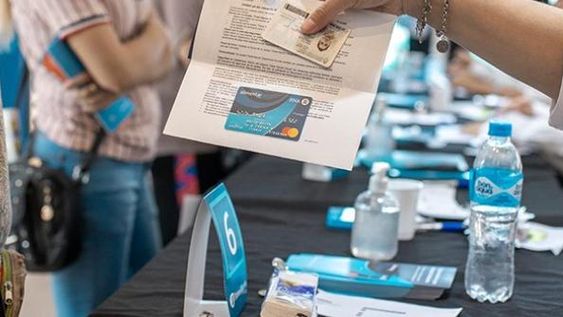 Así será el operativo para entregar entre jueves y viernes las tarjetas AlimentAR pendientes