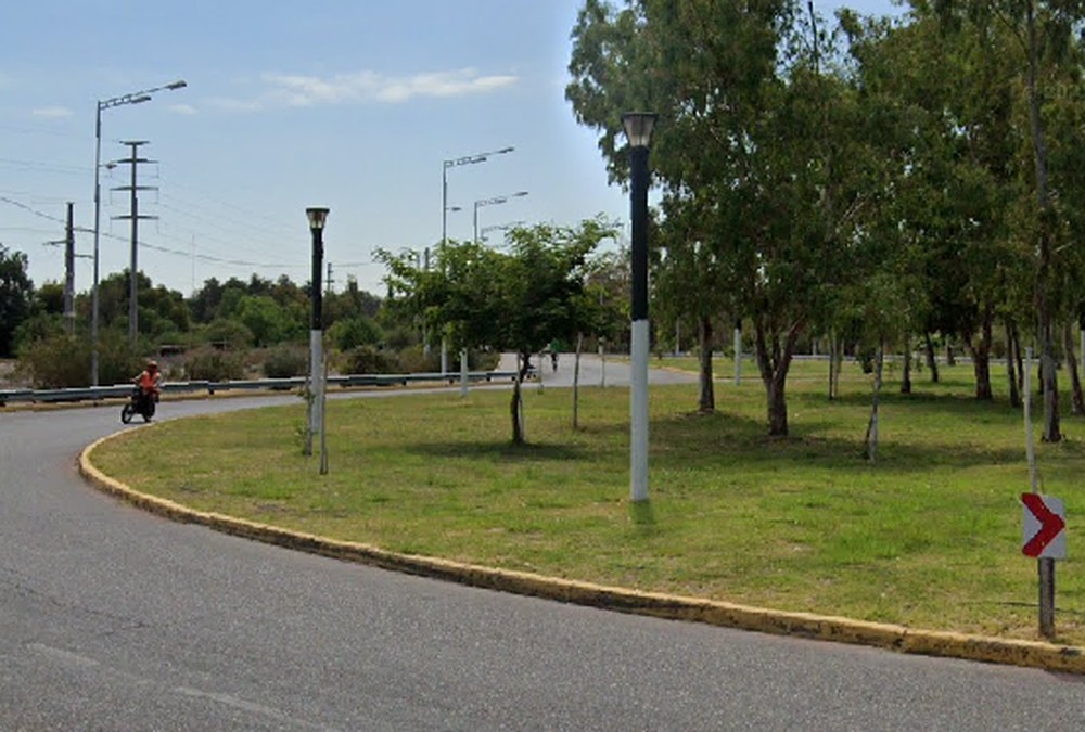 Rotonda. Google maps.-