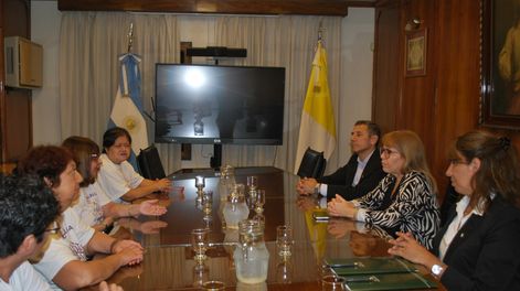 Autoridades de la Universidad Católica de Cuyo (UCCuyo) y de la Asociación de Lucha por la Fibromialgia San Juan firmaron un convenio marco de Asistencia y Cooperación Mutua.