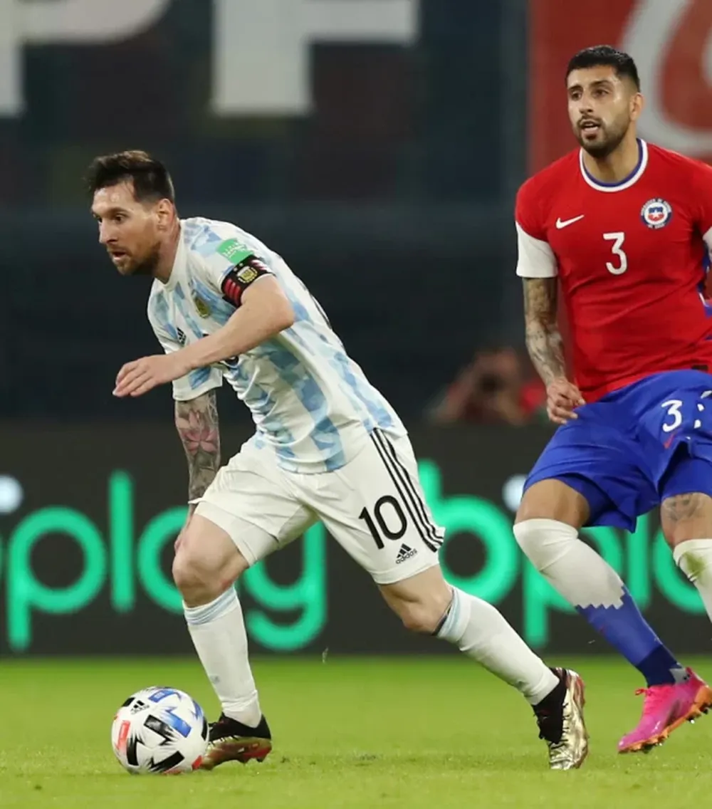 A Messi le hace falta un socio