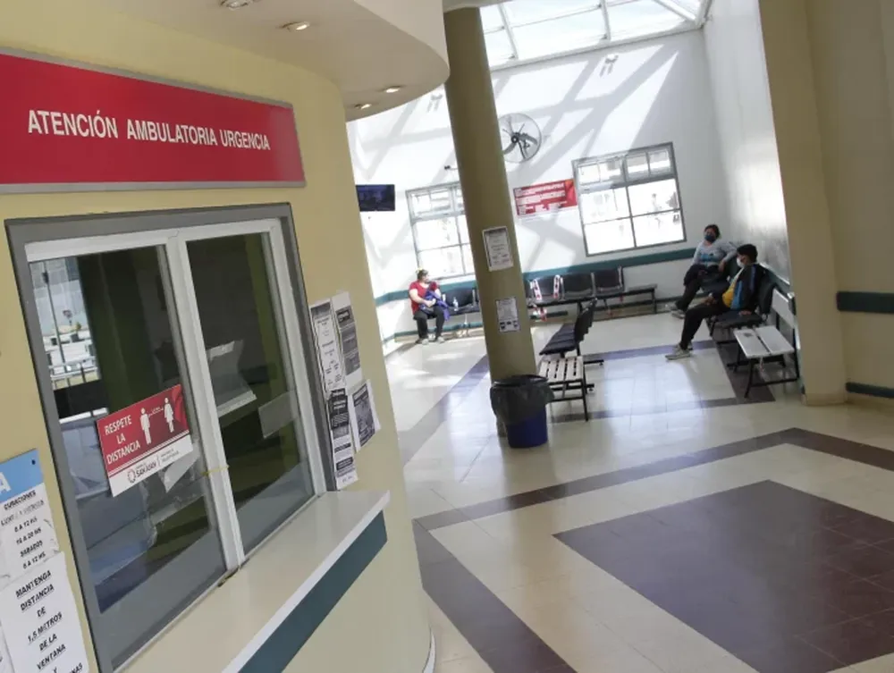 Golpearon hasta fracturar a su beba y en el hospital dijeron que se cayó de la cama: les molestaba que era “inquieta”