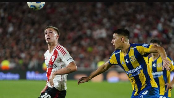 MASTANTUONO, fue manija de un River que dilapido varias opciones de gol.