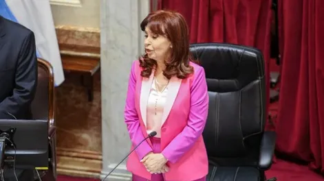 Picante cruce entre Cristina y Lousteau por  un comentario de la economía: “Me enseñaste vos con la 125”