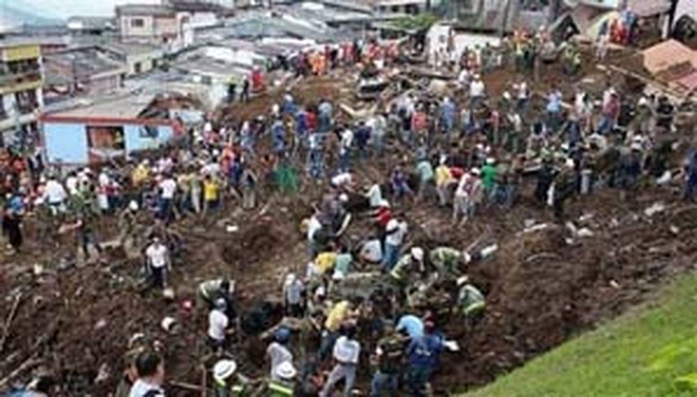 Al menos 29 muertos por un alud en Colombia