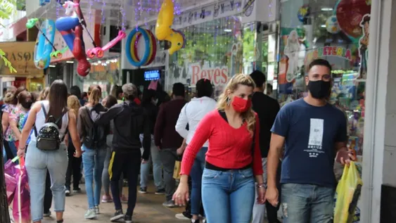 Fluido movimiento en la previa de Reyes: las importadoras a pleno