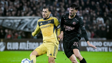 Boca empató con Platense en un partido entretenido