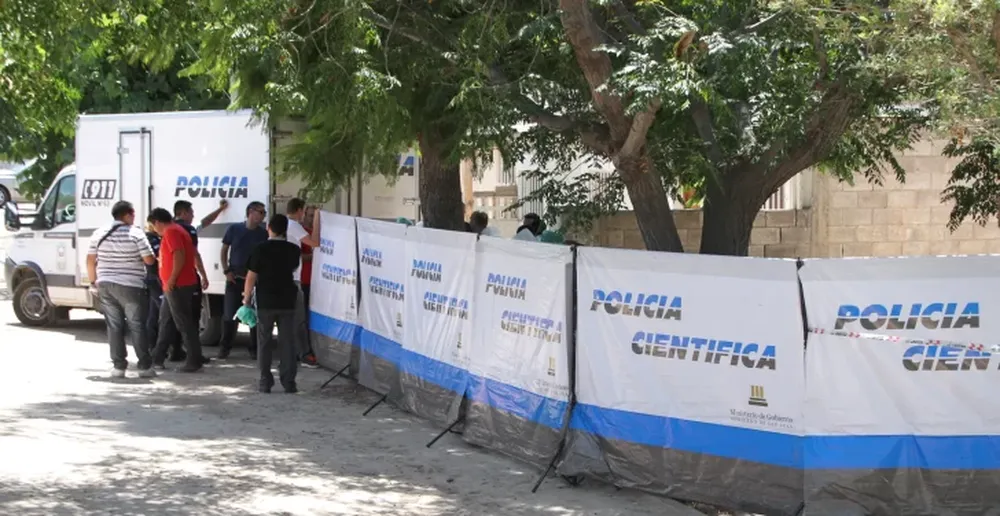 Jueza ratificó el despido a la policía del 911 que ignoró la alerta de un crimen