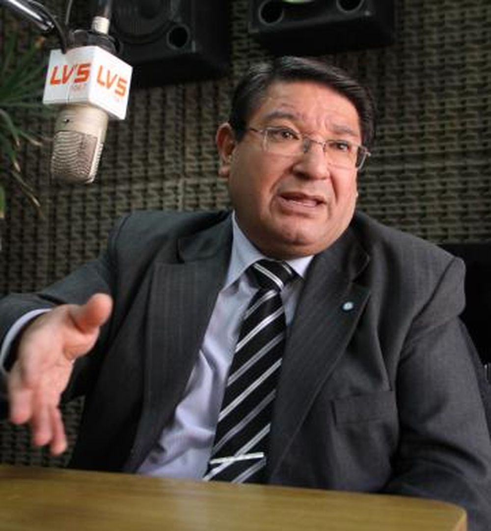 “La escuela debe contener,  pero a la vez poner límites claros”