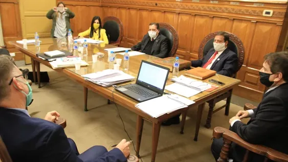 Mañana se define si avanza la denuncia