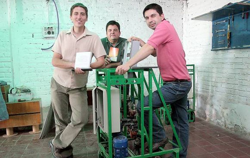 Del taller familiar, a crear un robot que riega