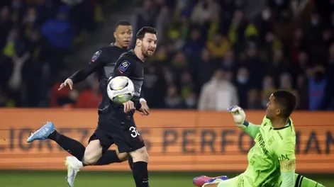 PSG, con Messi de titular, sufrió un duro golpe en su visita a Nantes