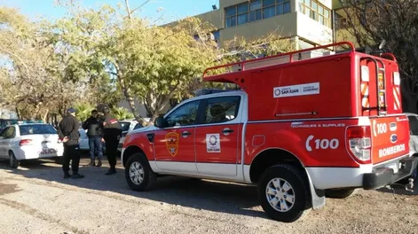evacuaron un colegio en capital tras una falsa amenaza de bomba y demoraron a tres menores