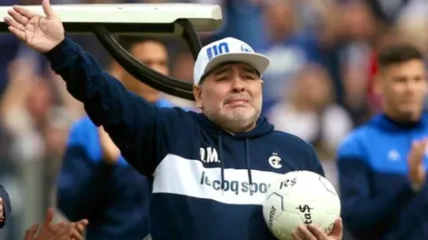 Abrieron el contenedor que Maradona tenía en Dubai: ¿qué tesoros había?