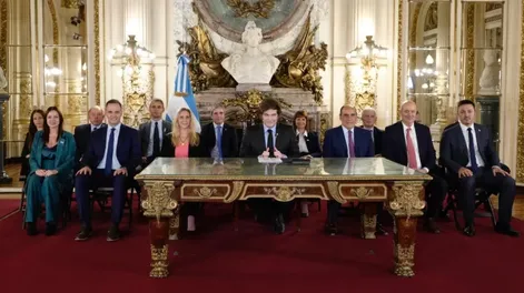 Tras la renuncia de Francos y el nombramiento de Adorni, Milei analiza los próximos movimientos