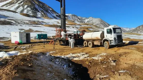 Glaciar de escombros en El Pachón: con poca agua y no apta para consumo