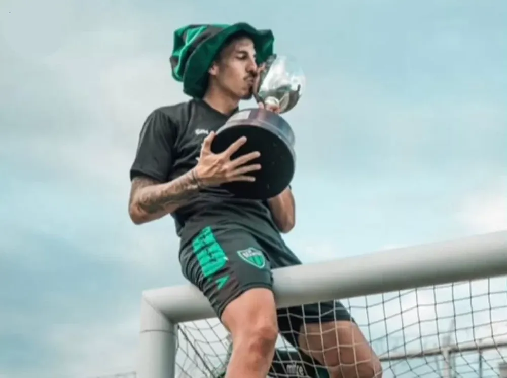 Vuelve el goleador del ascenso: San Martín repatria a Nazareno Fúnez