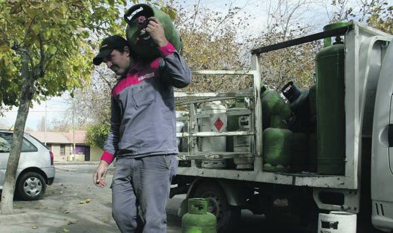 Garrafas de gas: con el  frío, comenzó la escasez