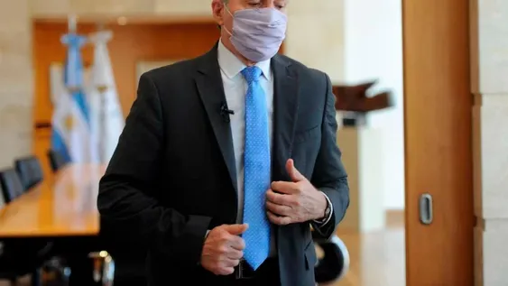 Solá envió su renuncia al cargo de canciller, tras enterarse de su reemplazo