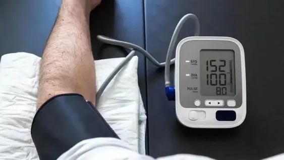 Tensiómetro digital, aliado en la lucha contra la hipertensión