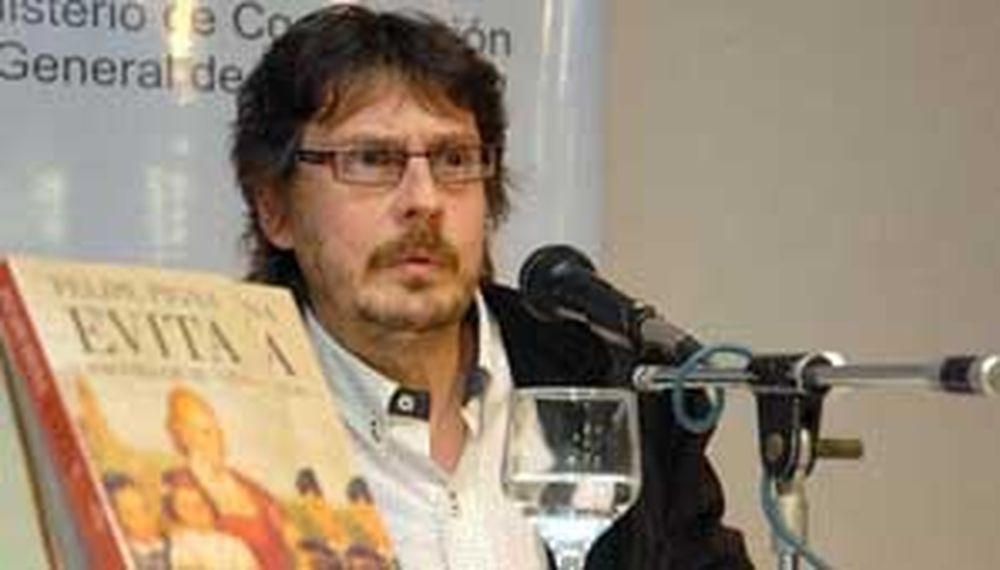 Felipe Pigna finalmente presenta su libro en San Juan