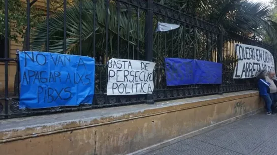 El Gobierno porteño denunció penalmente a padres de alumnos que tomaron escuelas