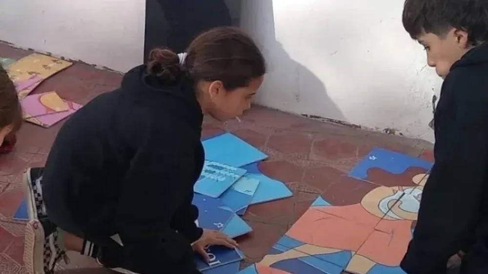 Vacaciones en la Biblioteca: juegos, lectura y luz para compartir en familia