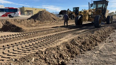 Vialidad Provincial ya comenzó con la obra de pavimentación de Calle San Juan en Angaco.