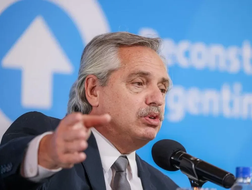 “Se encuentra estable, asintomático, con parámetros normales”, el parte oficial del Presidente