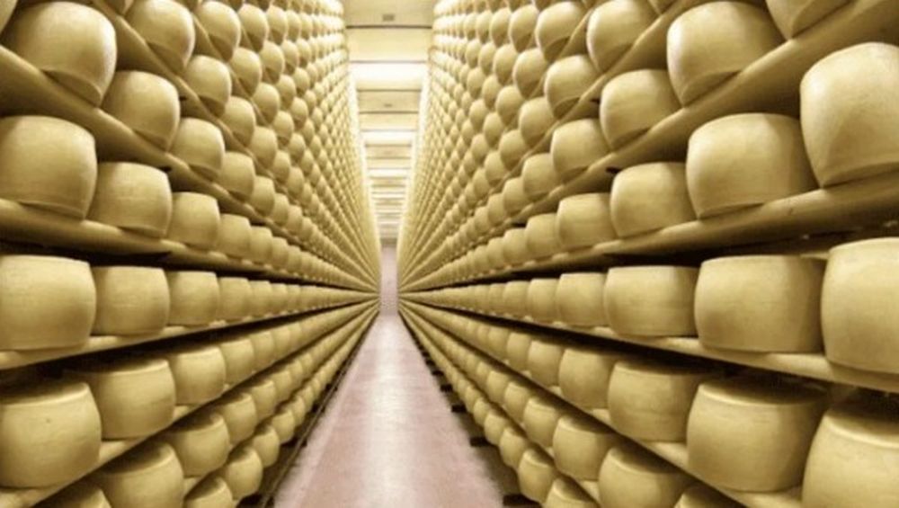Empresario murió aplastado por una avalancha de hormas de queso