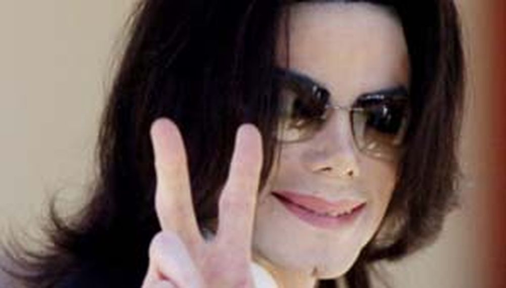 Muerte de Jackson: su médico es oficialmente sospechoso