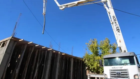 Por la demanda, construyen un edificio para atender sólo a vecinos vulnerables