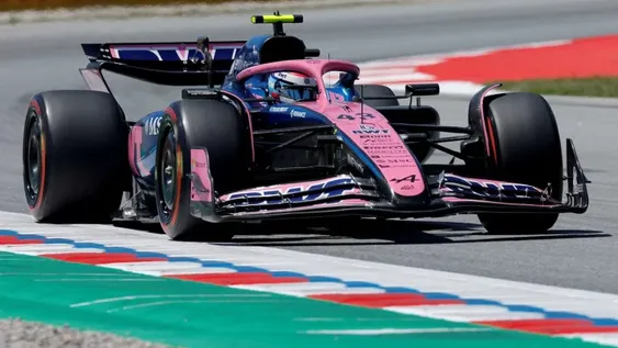 Ilusiones. Franco Colapinto se metió entre los mejores tiempos de los ensayos de la F-1 en Barcelona.