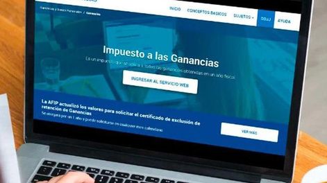 Aguinaldo: no paga Ganancias el que cobra hasta $880.000