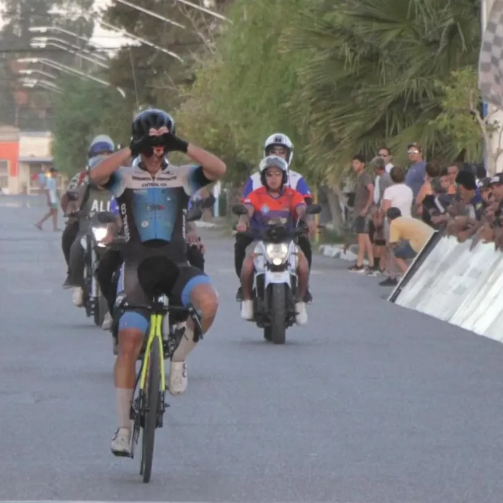 Moyano lo resolvió con pura fuerza