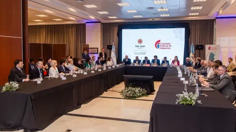 La Comisión Federal de Impuestos se reunió en San Juan con el fin de coordinar políticas fiscales