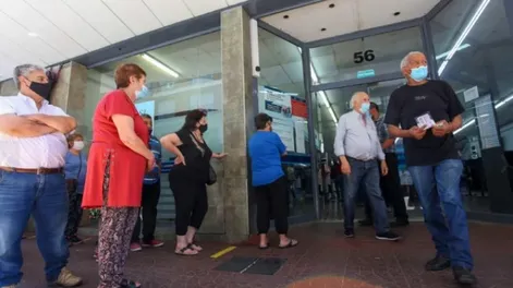 Jubilados y pensionados cobrarán un adicional por el aumento del salario mínimo