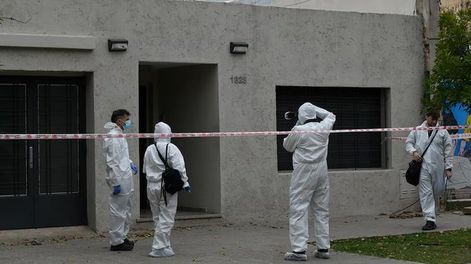 Macabro hallazgo en Córdoba: encontraron a una mujer muerta en un armario y detuvieron al hijo